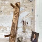 Table basse primitive en bois massif