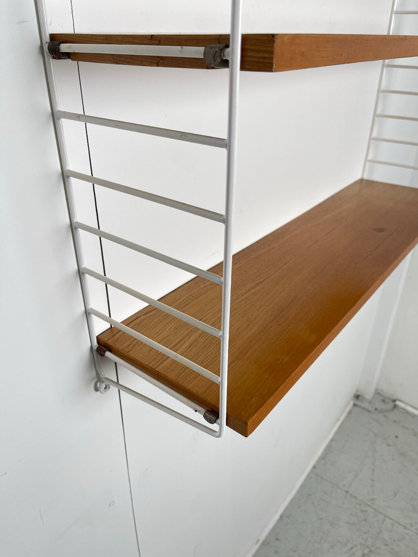 String shelf by Nisse Strinning 1960