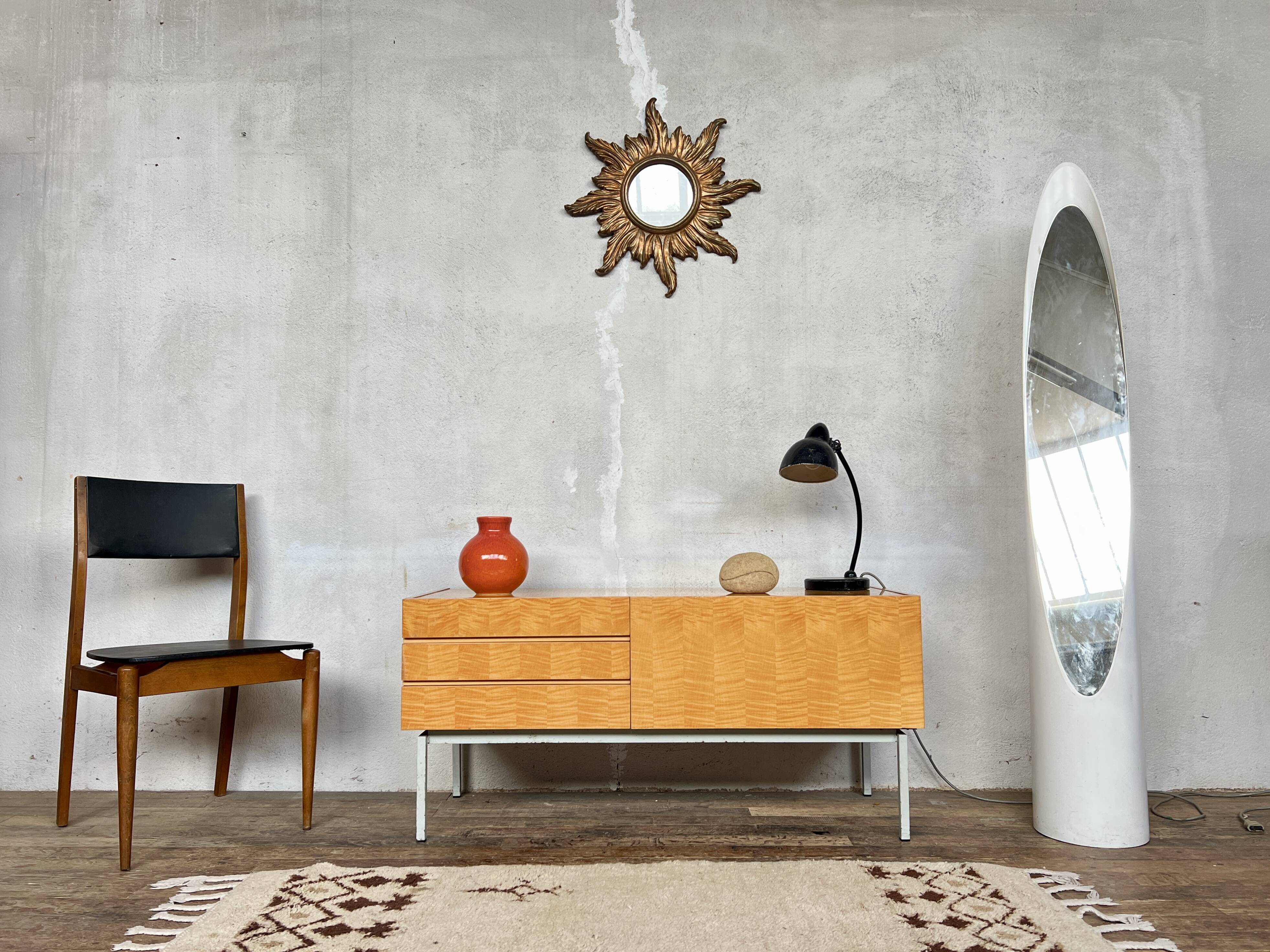 Enfilade scandinave en bois clair