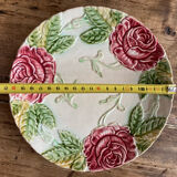 Slip plates onnaing pink pattern