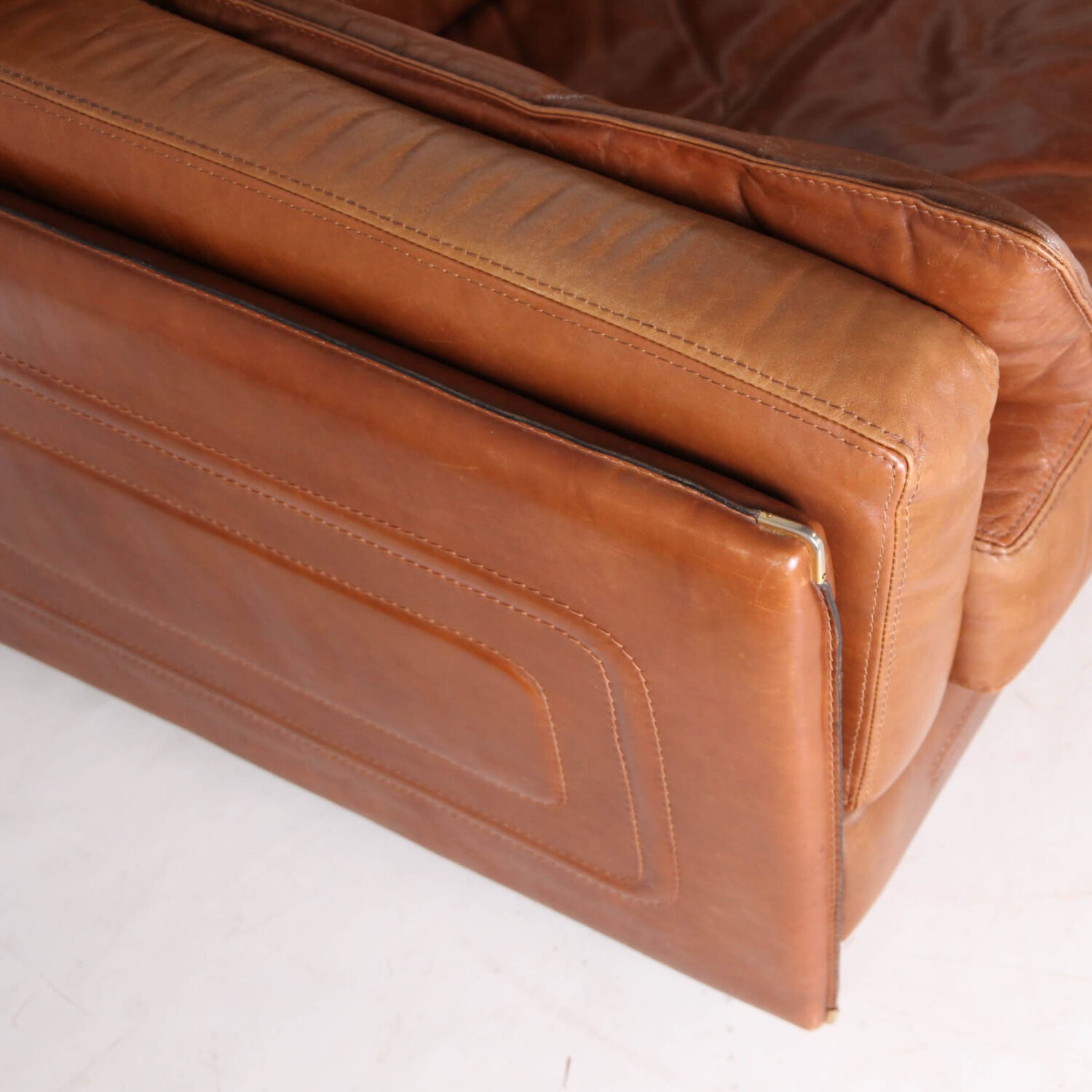 Large leather sofa Roche Bobois