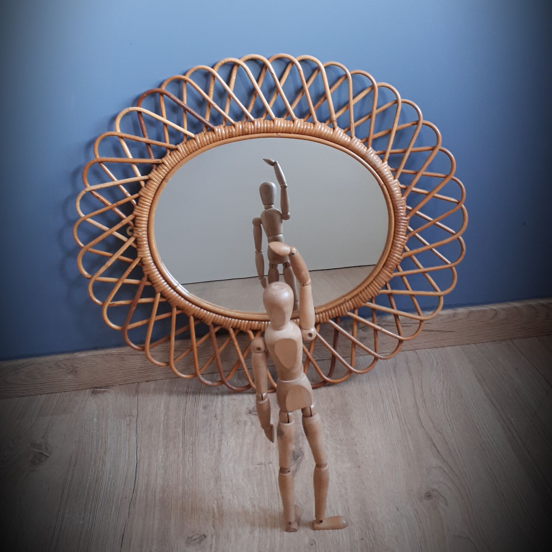 Old rattan oval mirror 58x50cm