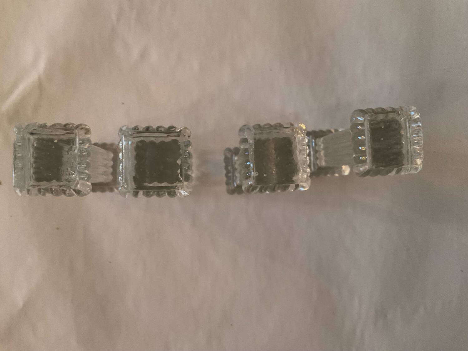 Vintage pressed glass knife rests – set of 4 – art deco style