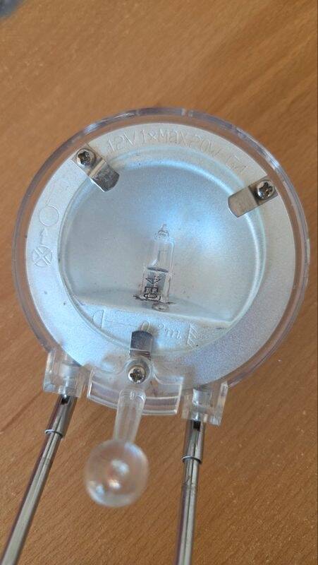 Desk lamp