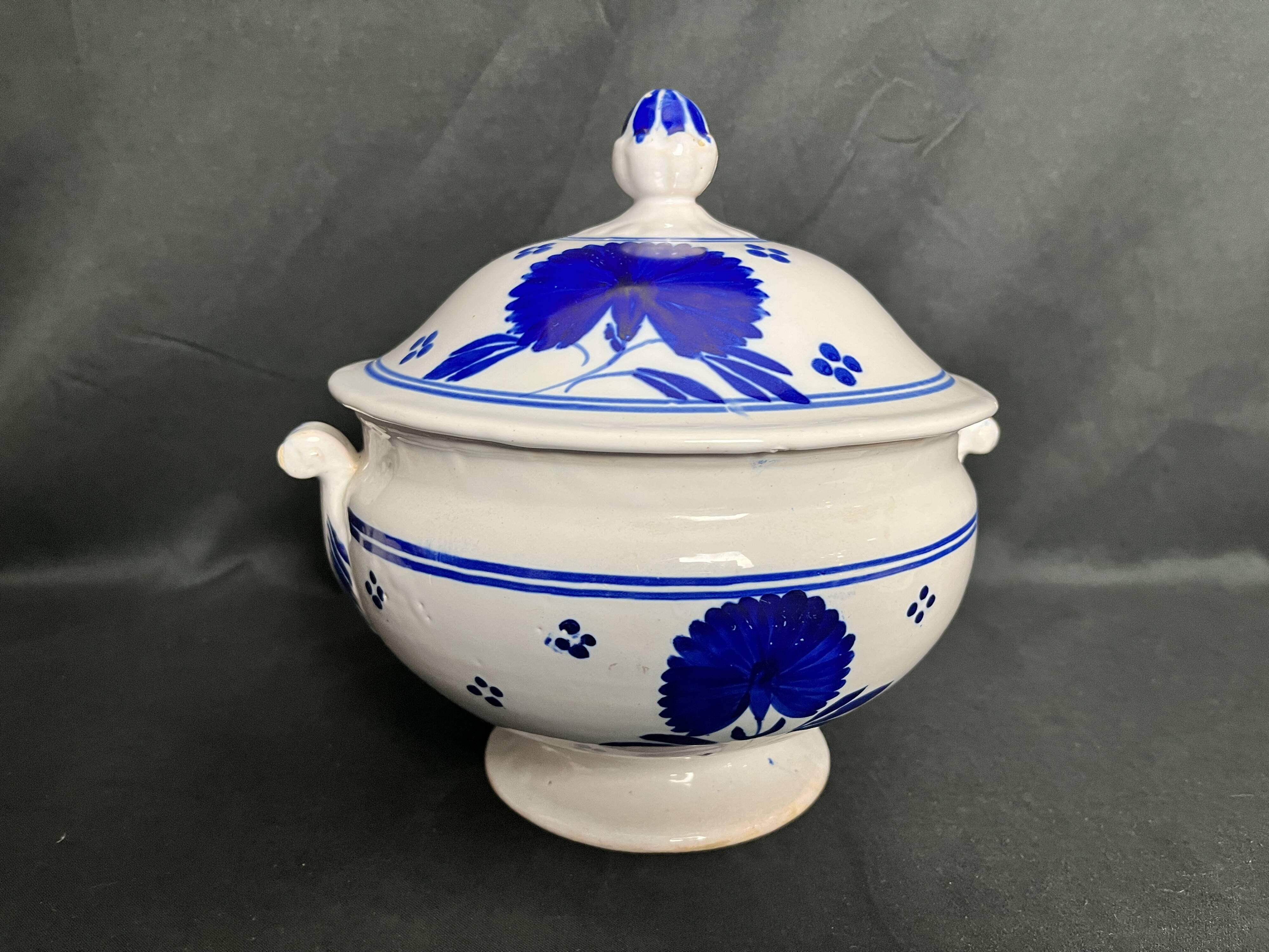 Lunéville, earthenware soup tureen with blue decoration, late 19th century