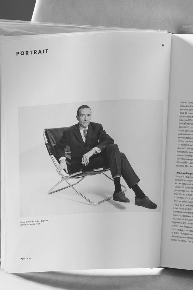 Paire de chaises Amsterdam Pierre Guariche