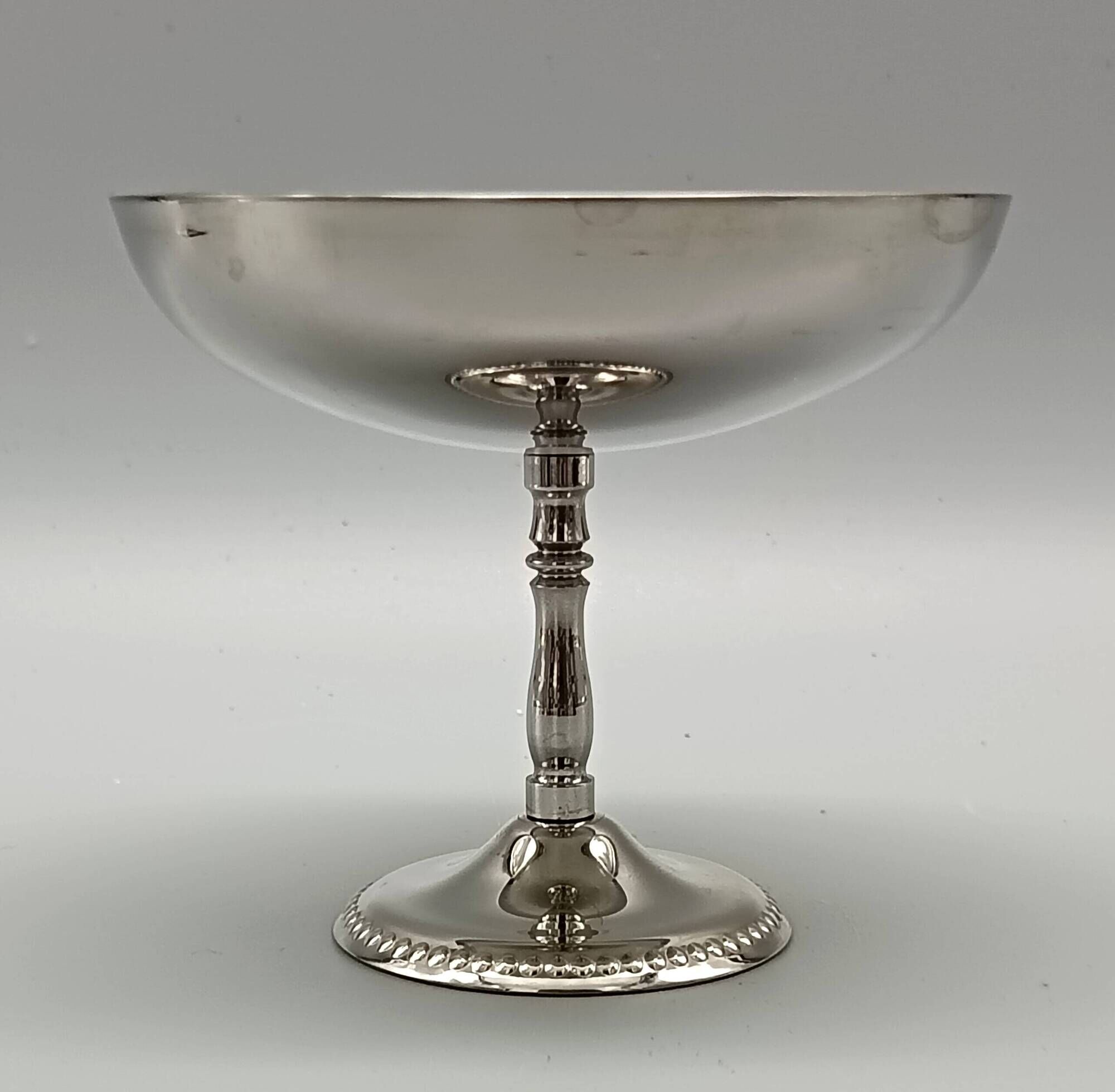 6 vintage stainless steel ice cream cups, stainless steel dessert cups