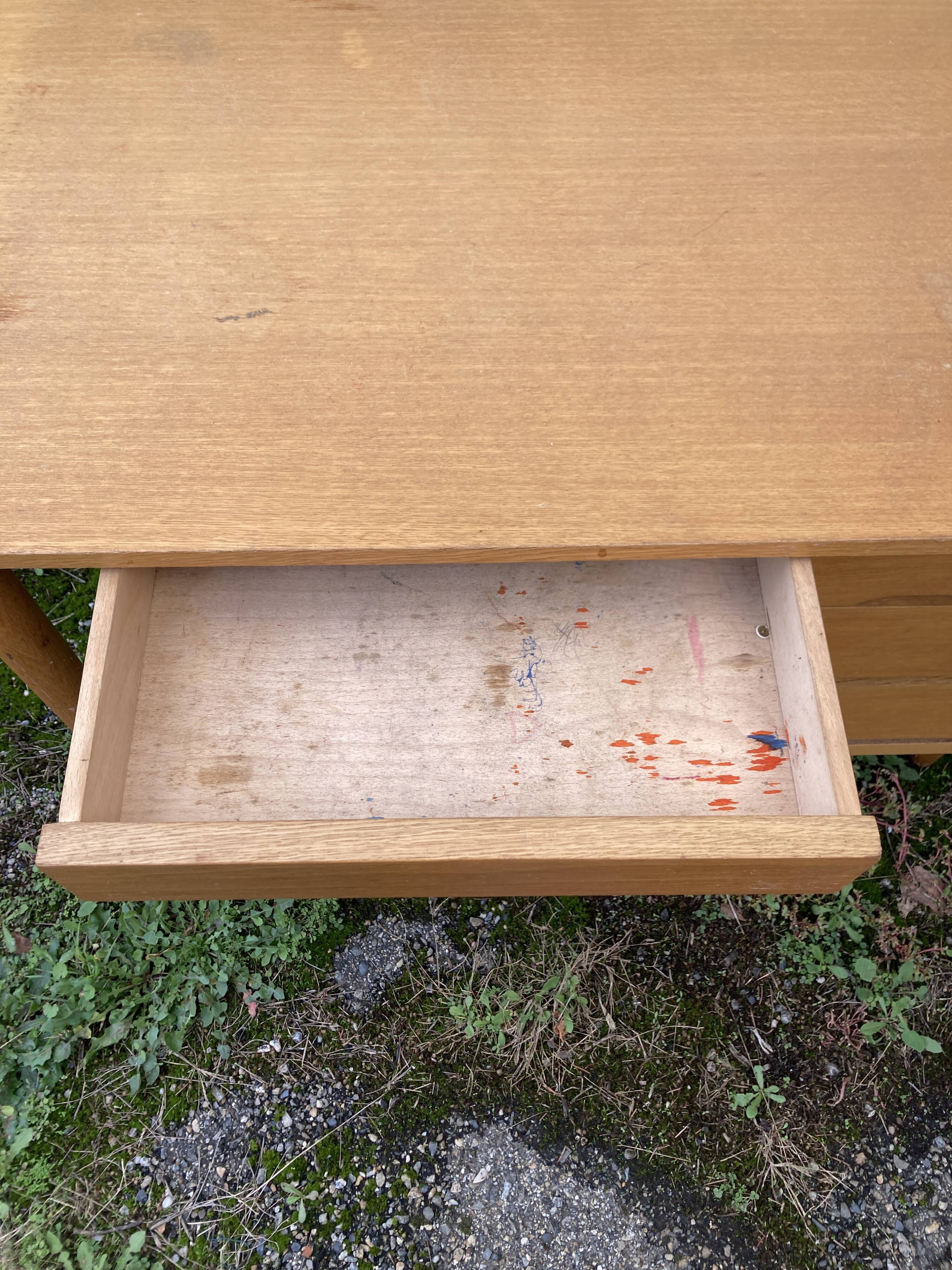 Scandinavian desk with drawer box