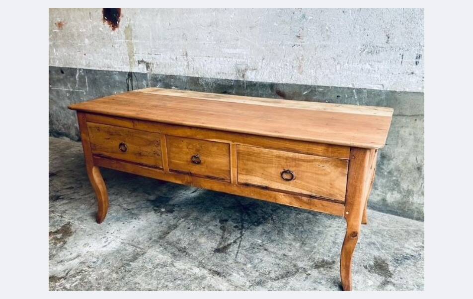 drop-leaf table