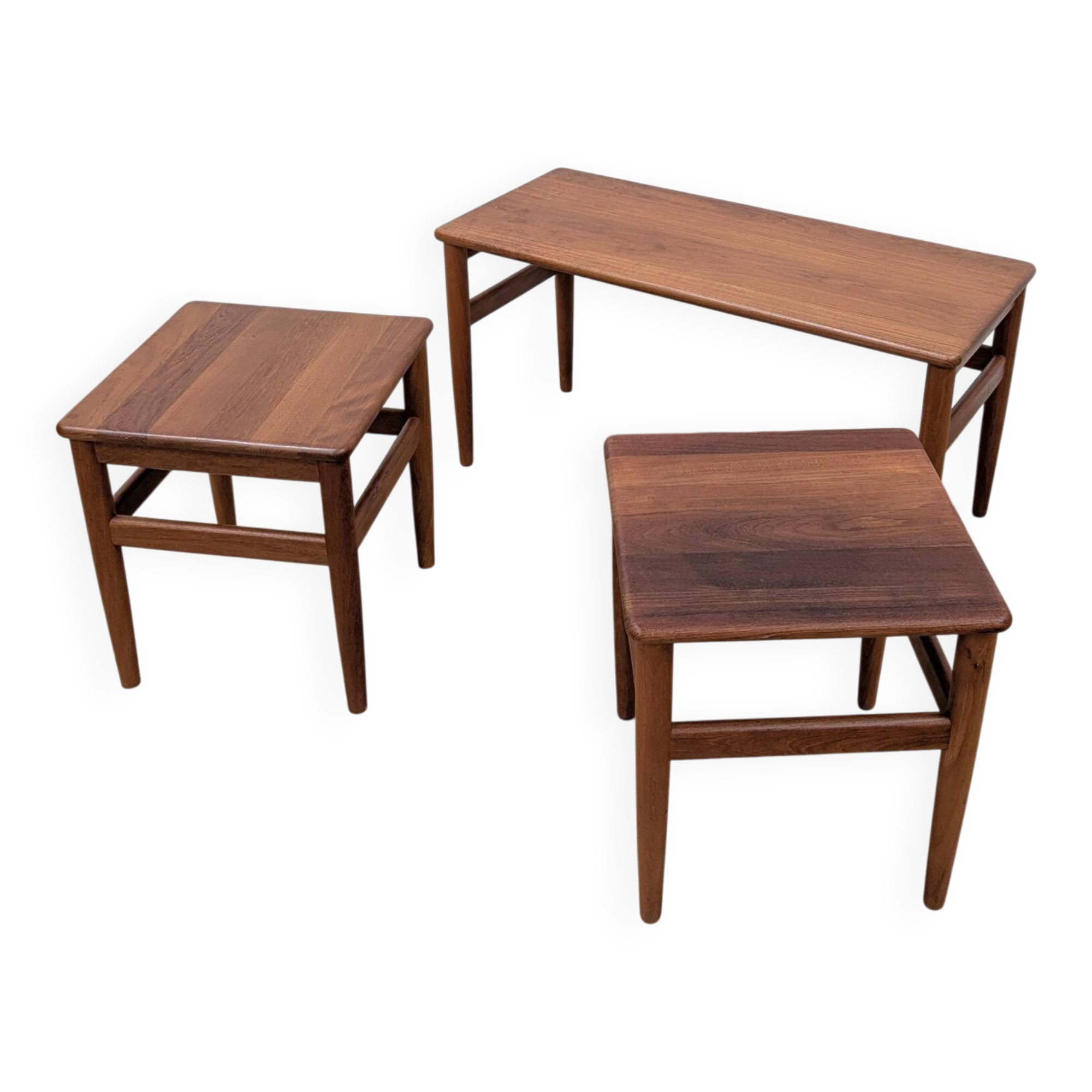 Table basse scandinave & 2 gigognes