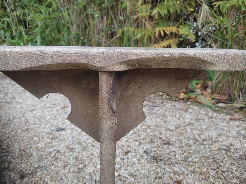 Solid wood farm bench patinated