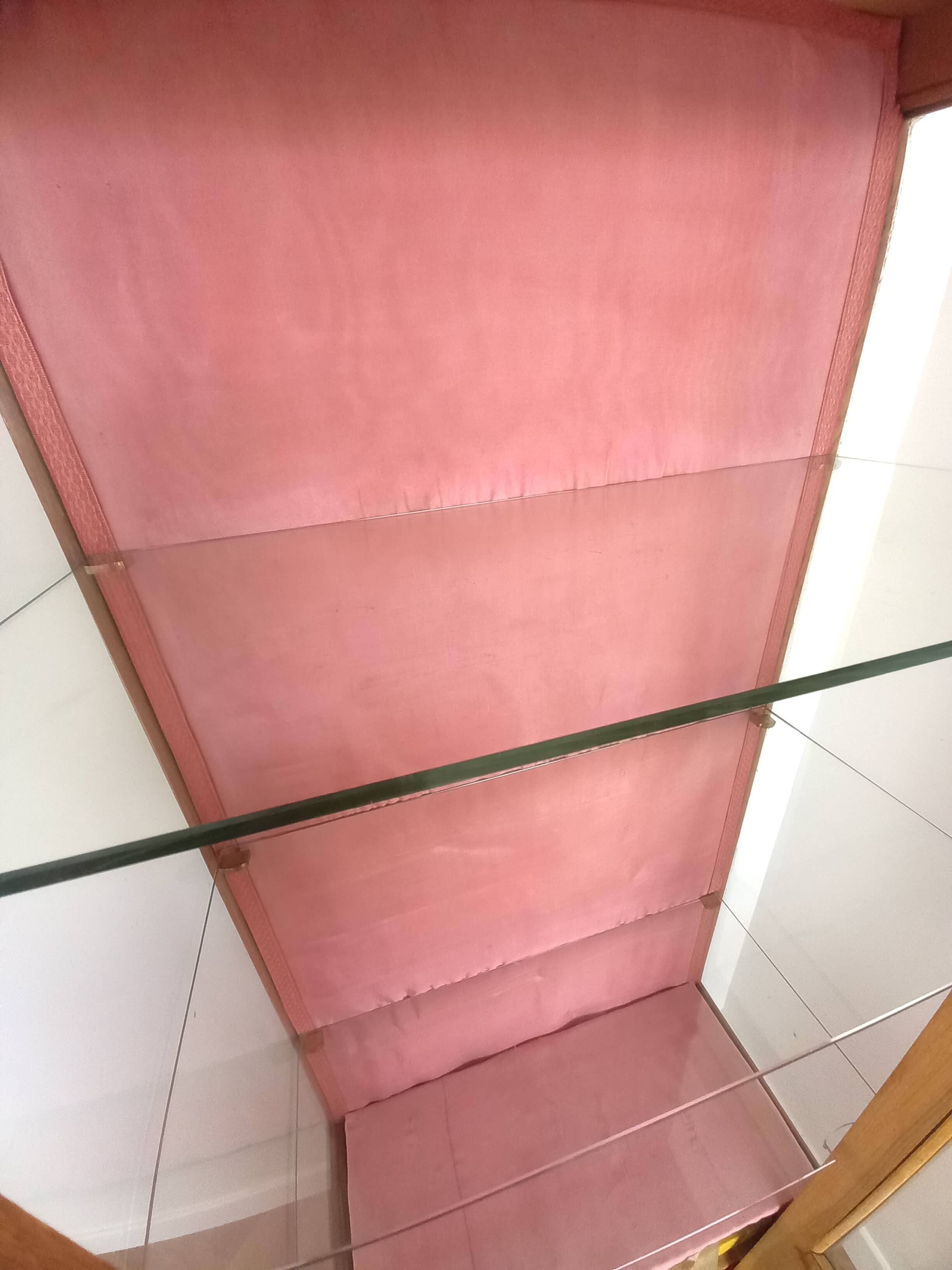 Art Deco display case in wood and glass