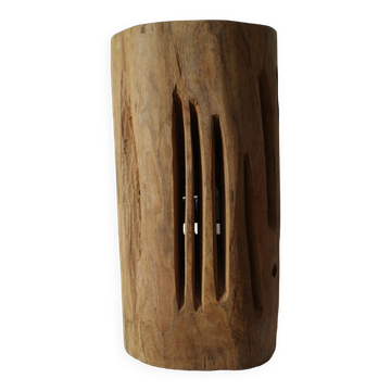 Lampe en bois brutaliste ajourée vintage