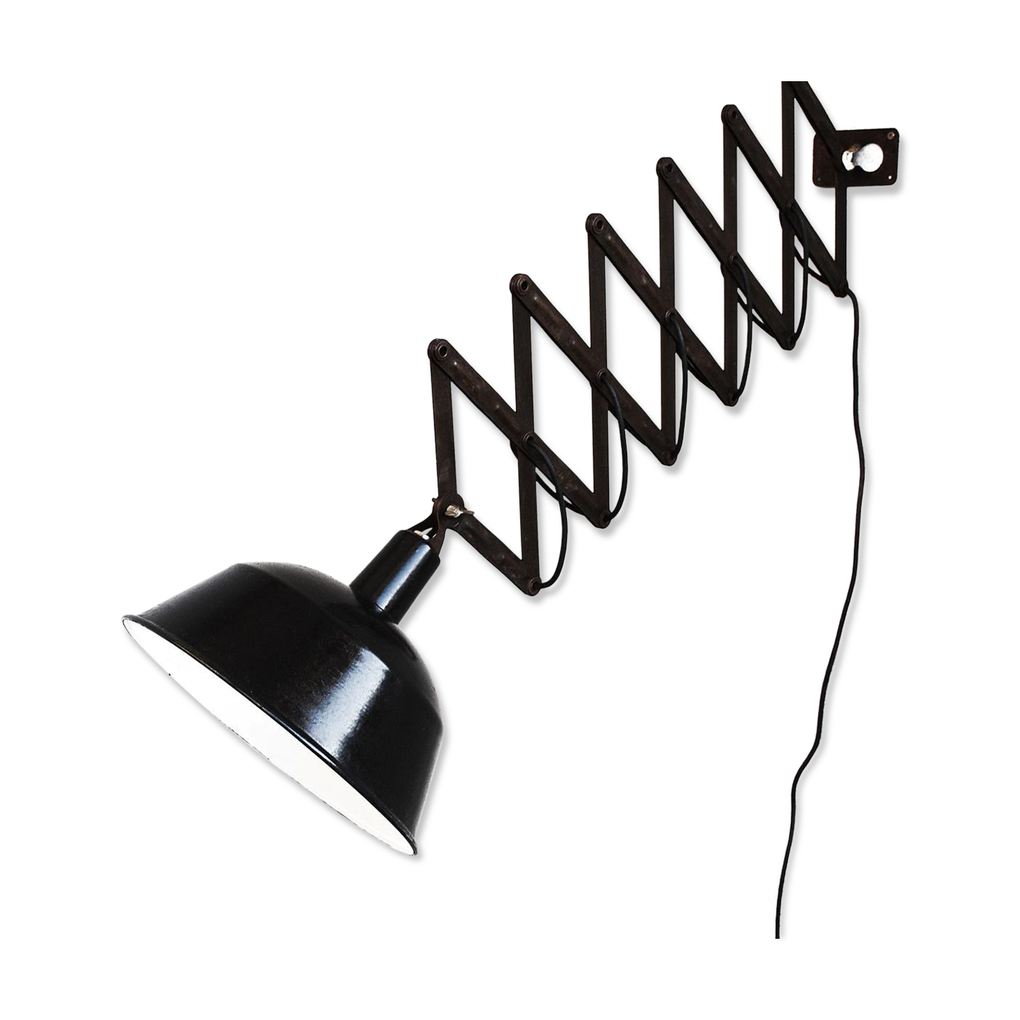 Apply light industrial accordion