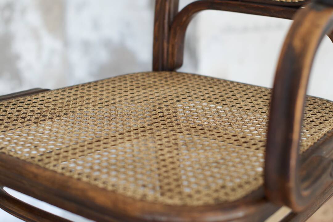 Michael Thonet curved walnut armchair - 1914