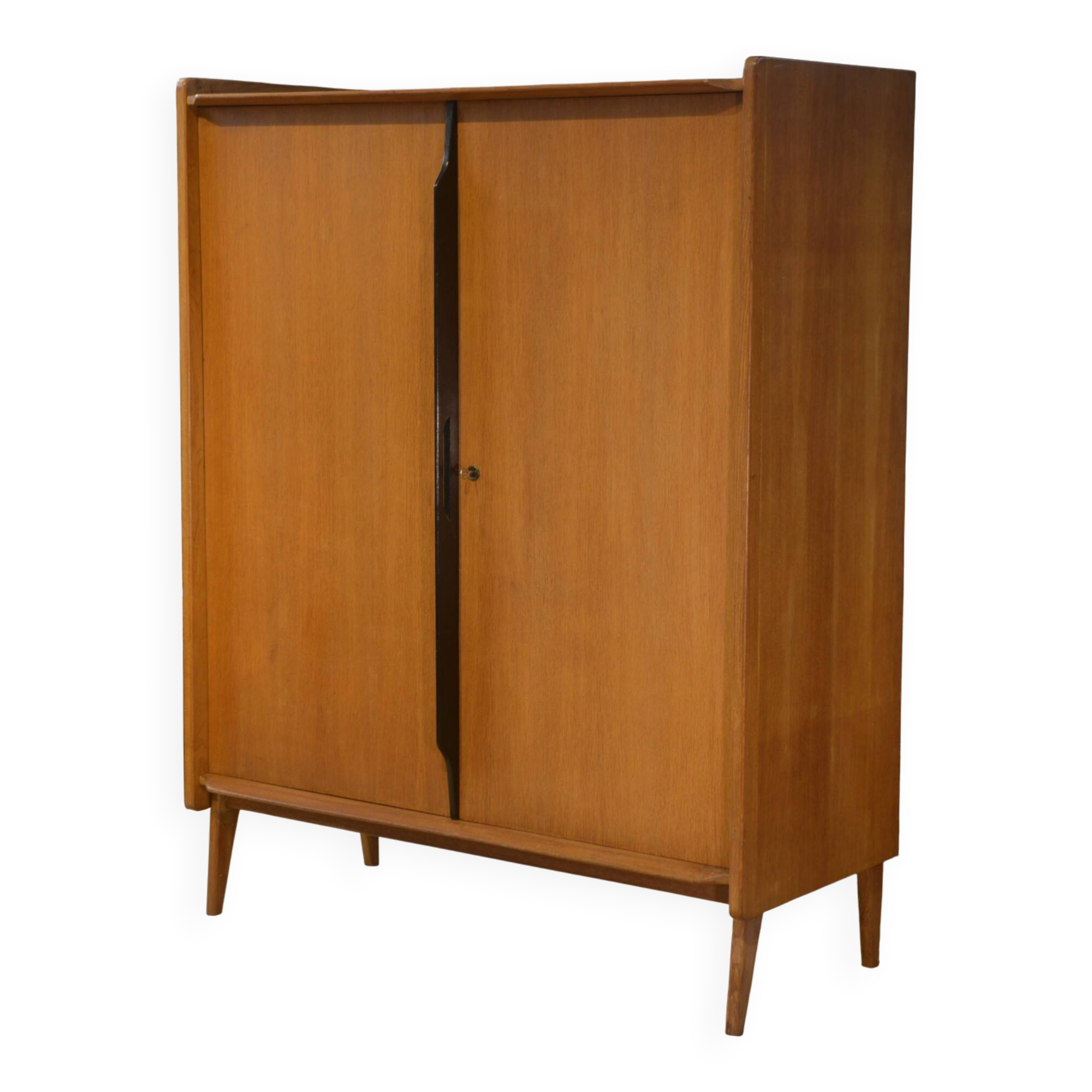 Armoire en chêne par Roger Landault 1960’s