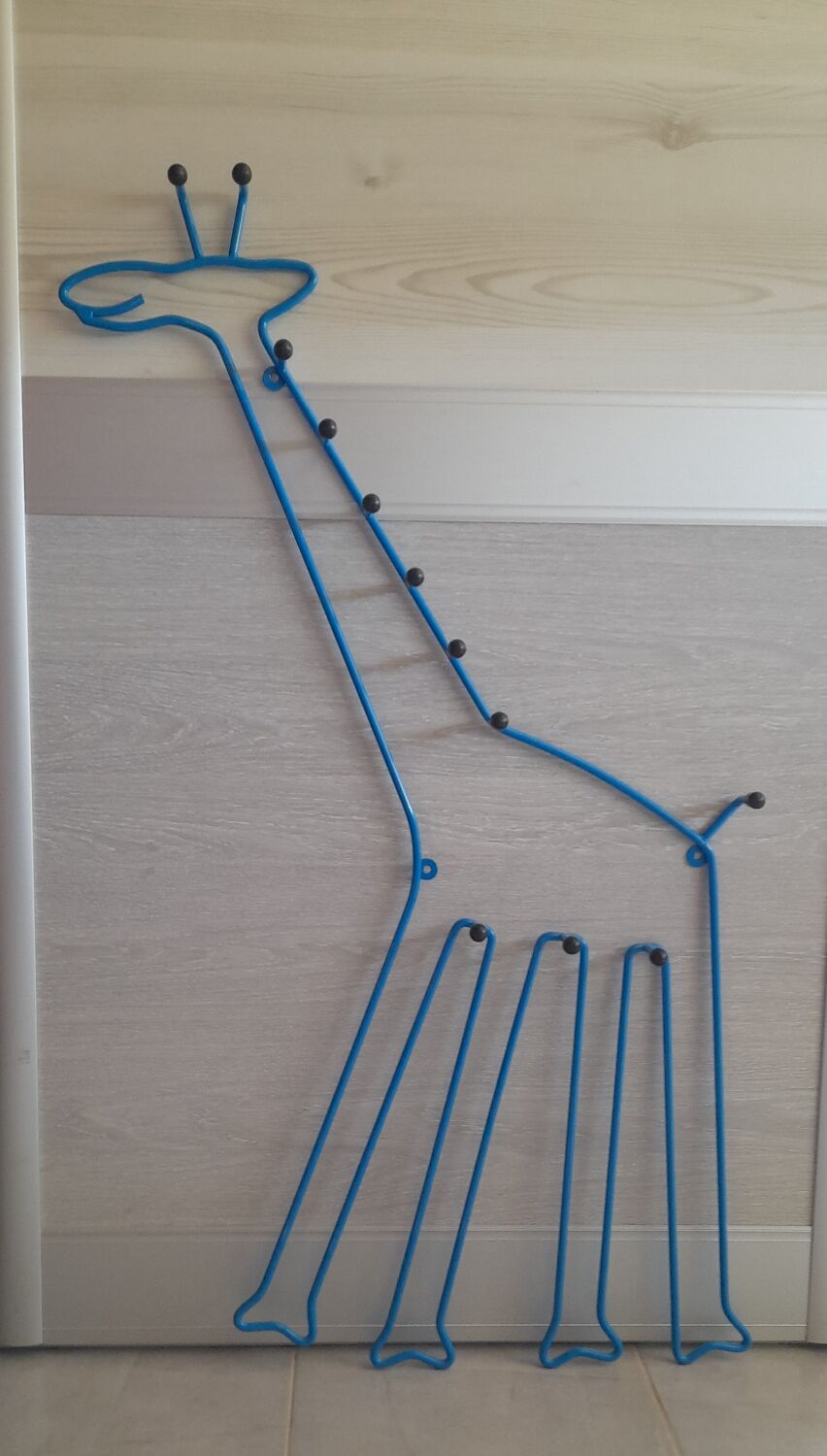 Coat rack child giraffe