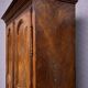 Armoire ancienne en bois massif peinte – Style rustique/classique