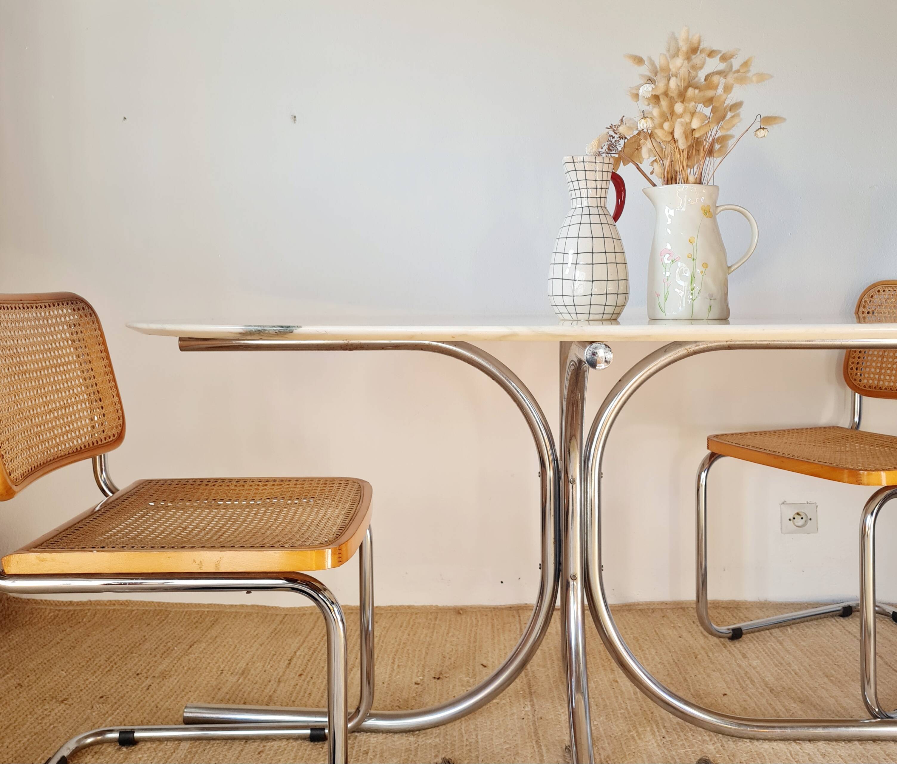 Oval marble and chrome table by Roche Bobois from the 1970s.