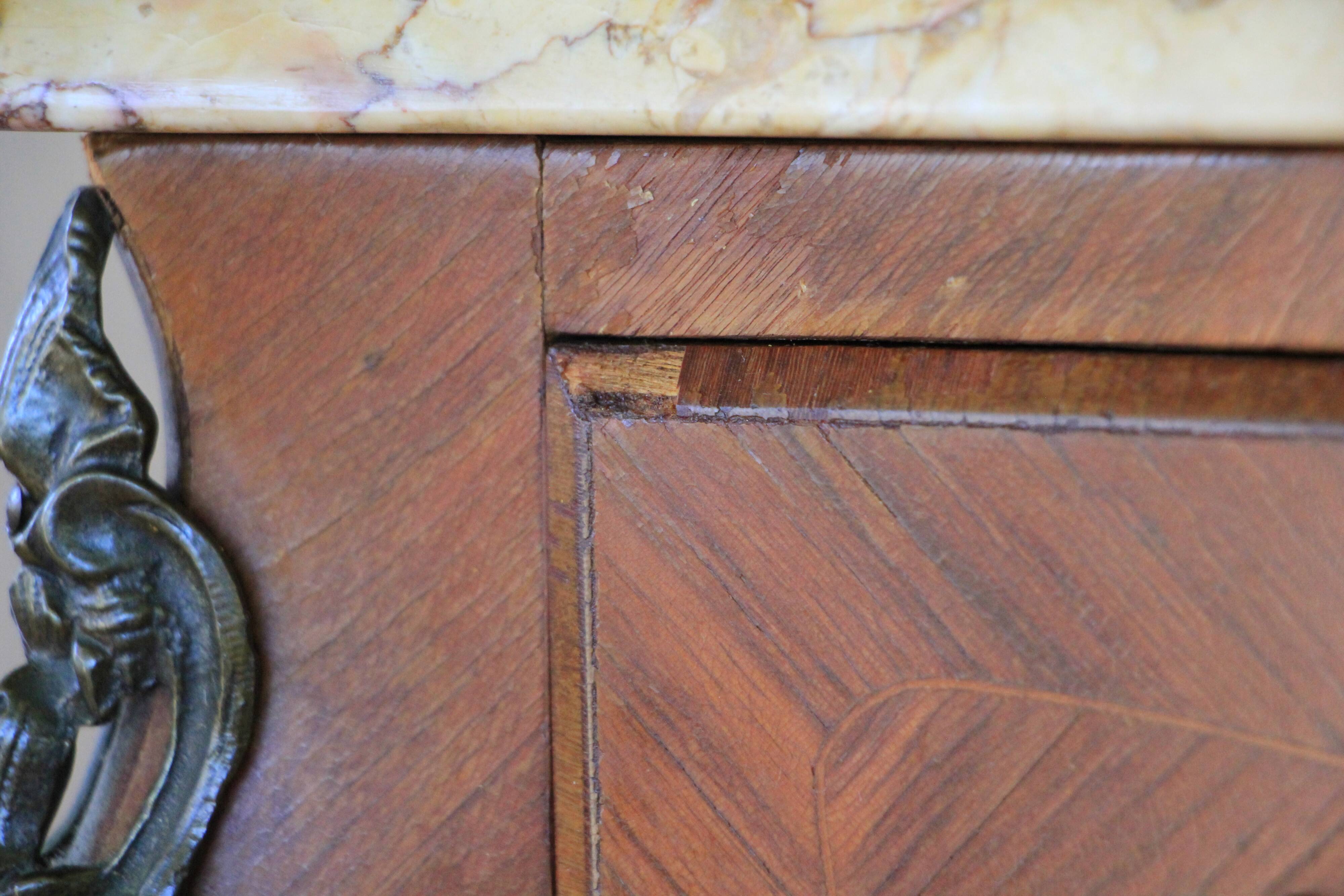 Louis XV style curved commode in rosewood