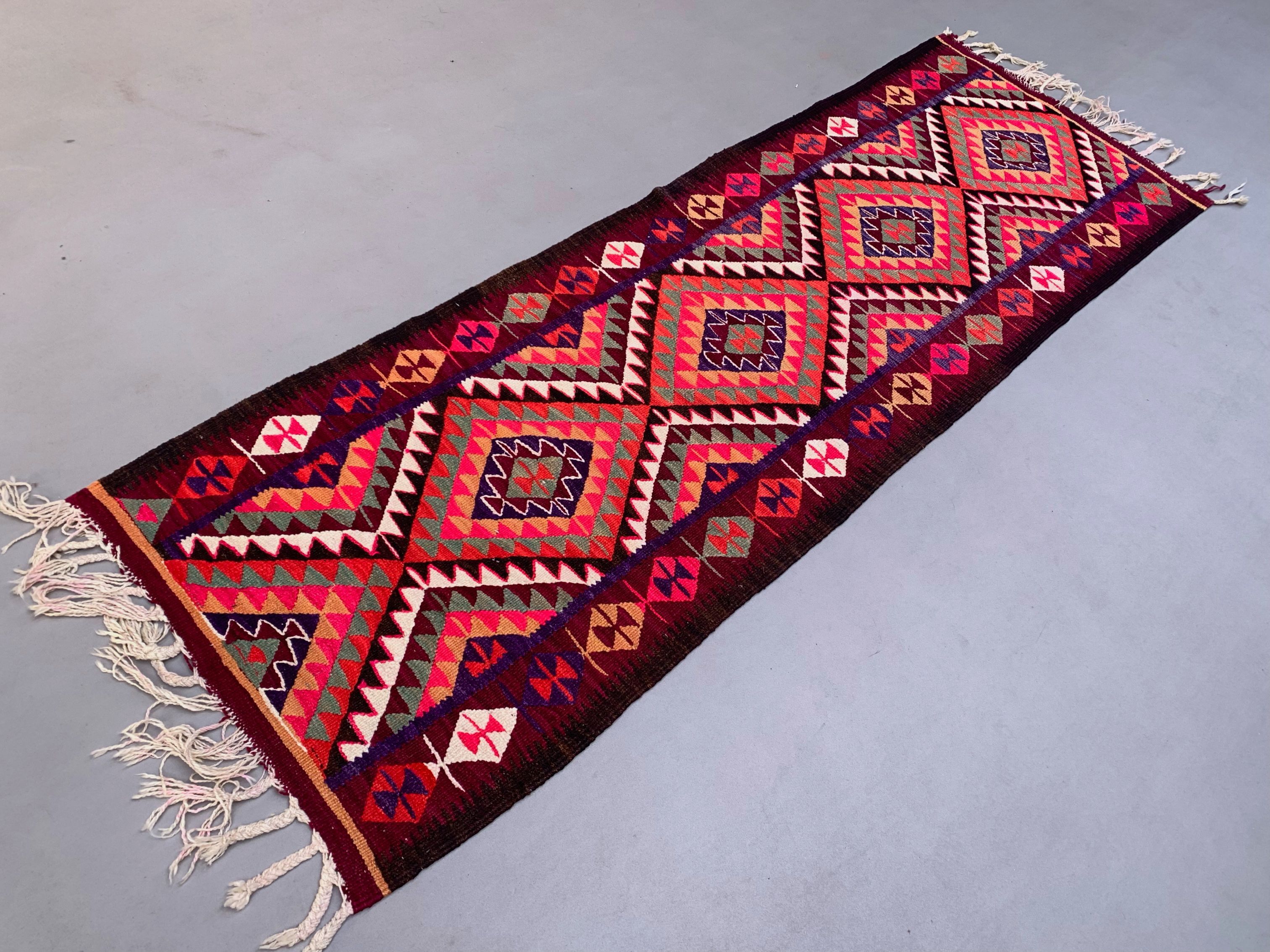 Old turkish kilim runner 275x90 cm