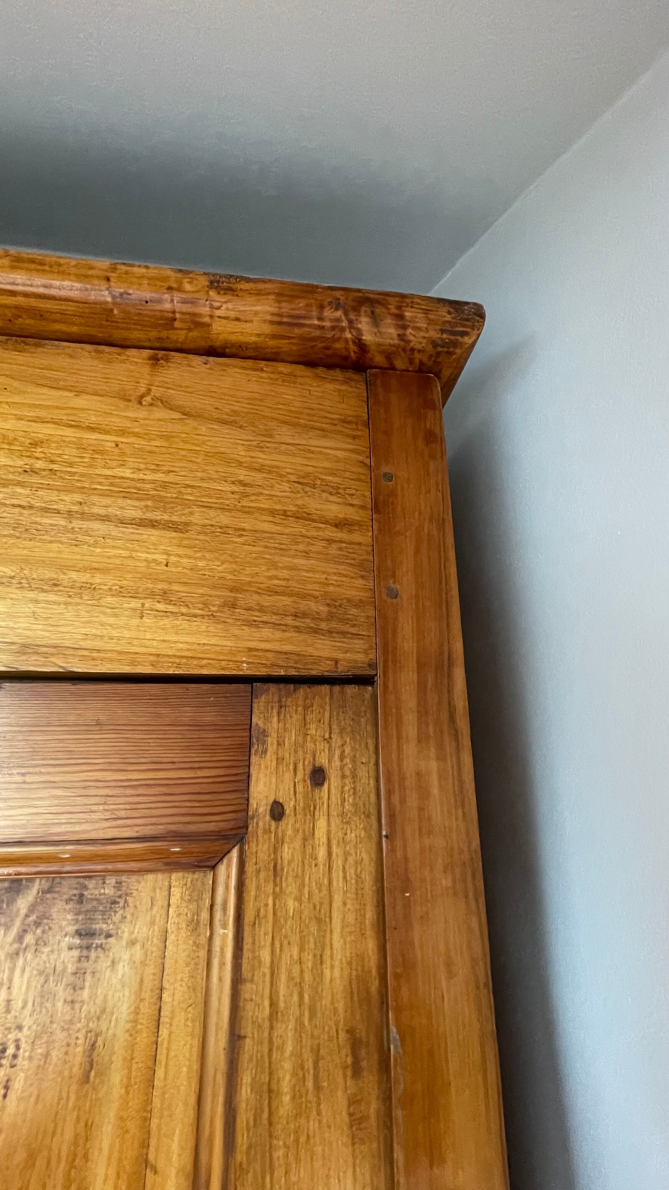 Solid wood cabinet