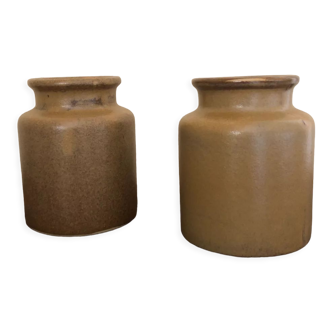 Sandstone pots