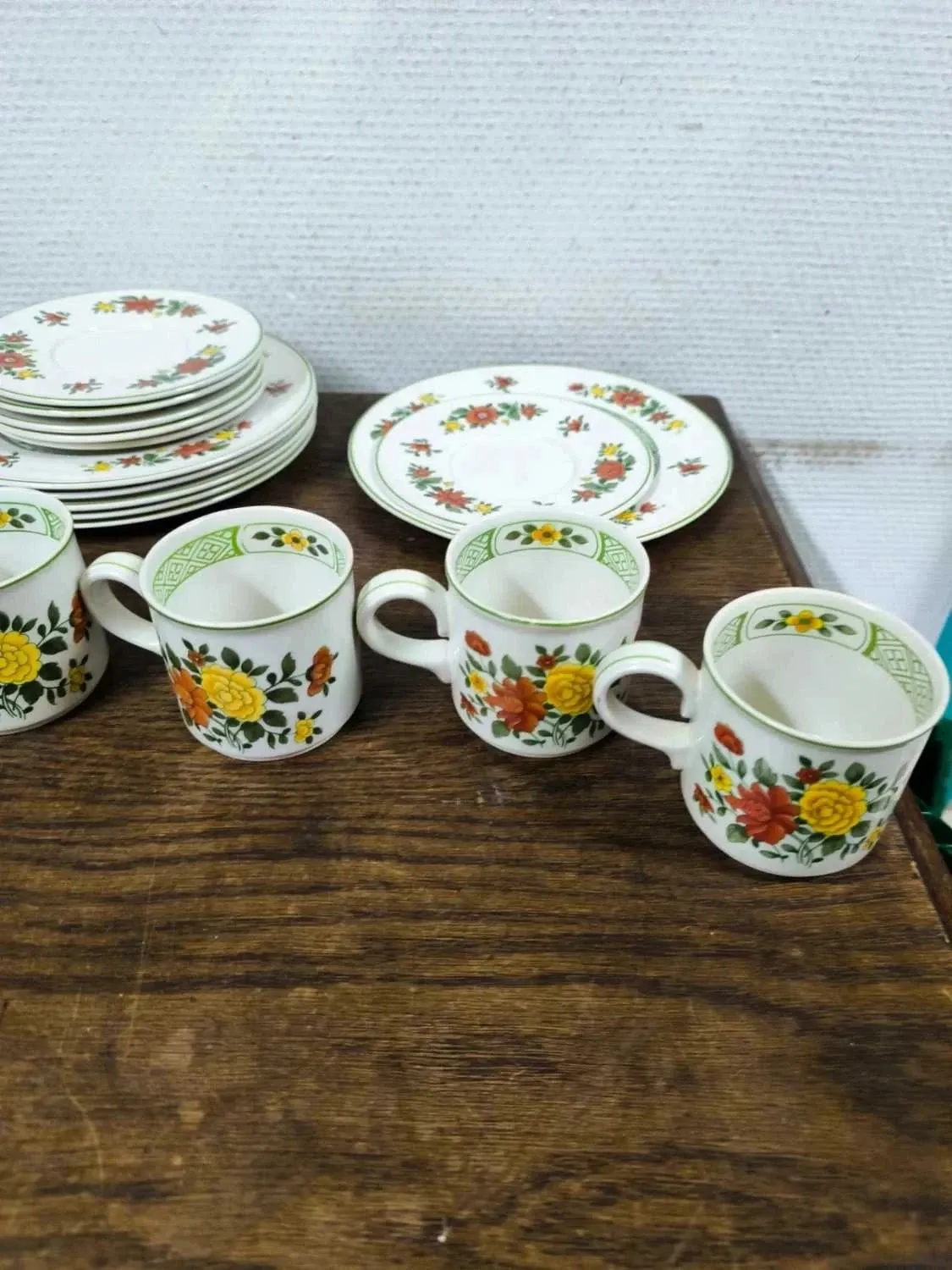 Set of 6 cups + saucers + dessert plates Villeroy and Boch Summer
