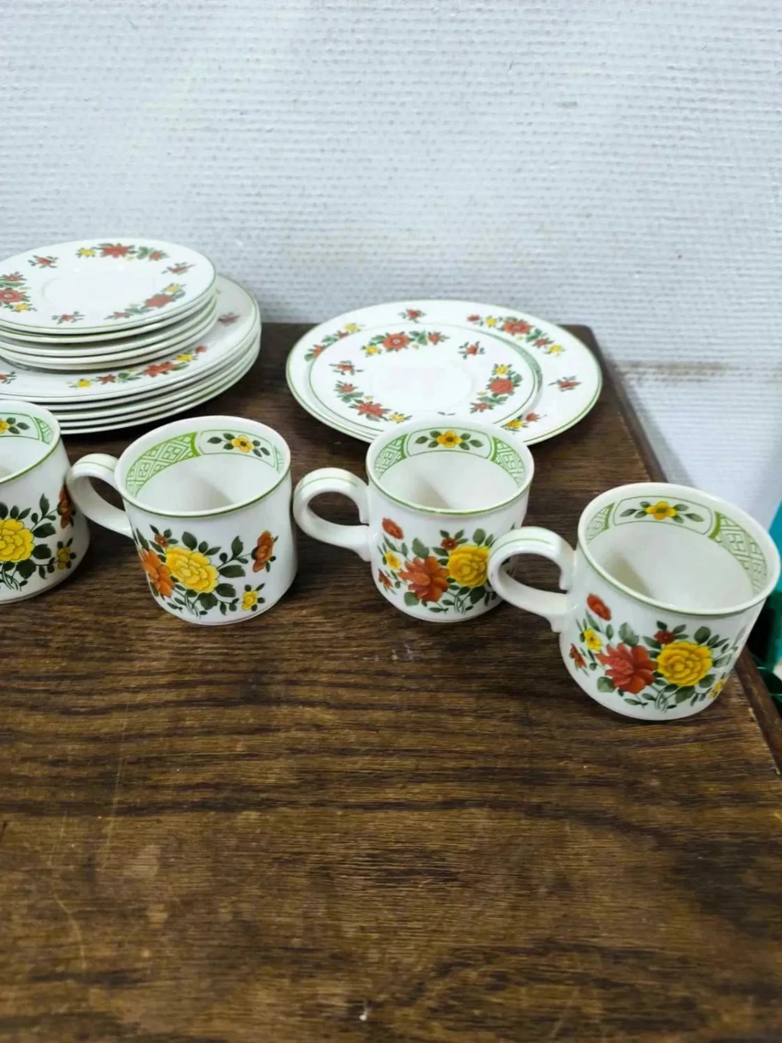 Set of 6 cups, saucers and dessert plates Villeroy and Boch Summer