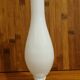 Vase soliflore en opaline blanche