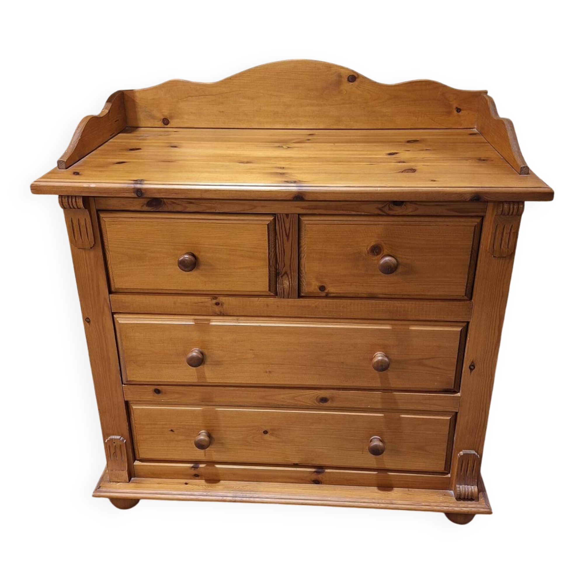 Solid pine chest of drawers