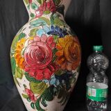 Mega vase in Vallauris Old flowers