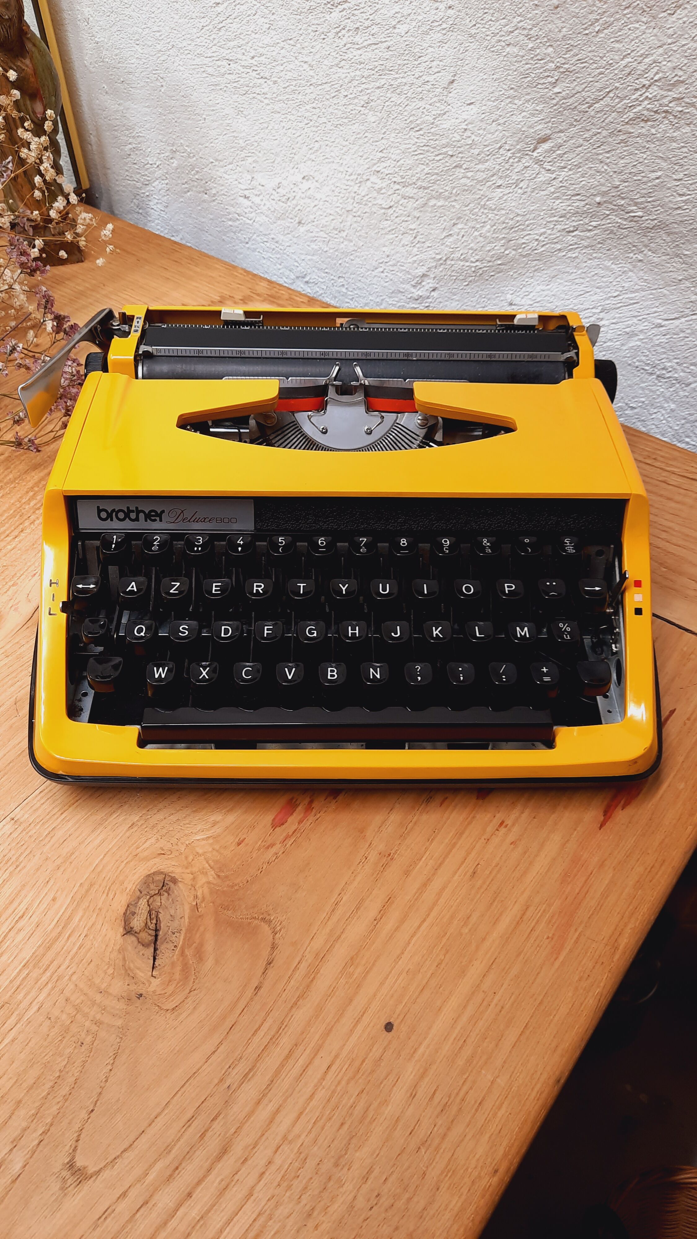 Brother De Luxe Typewriter 800