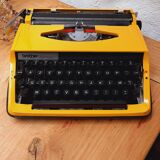 Brother De Luxe Typewriter 800