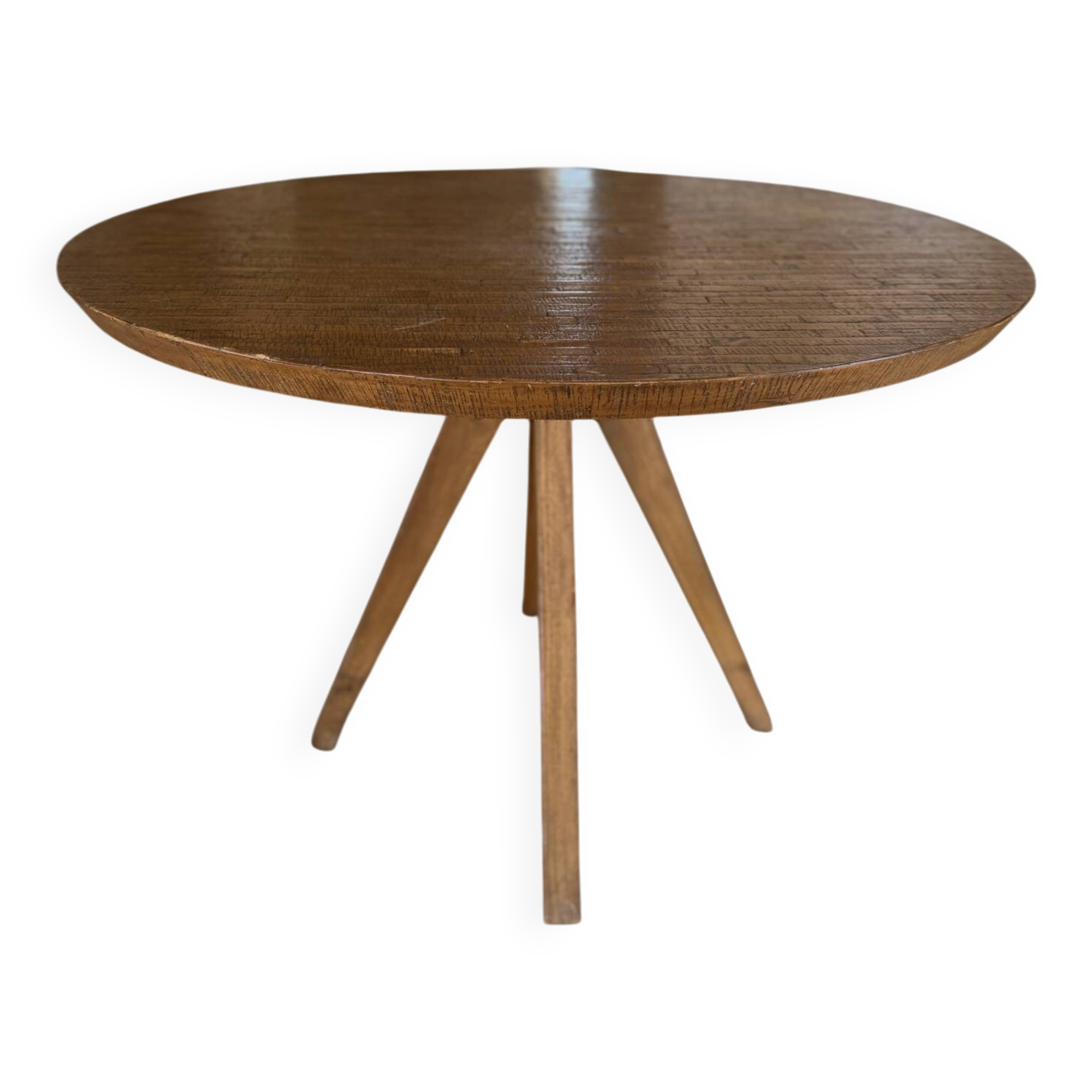Round oak table