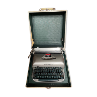 Remington Travel Riter typewriter