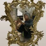 Console murale en bronze et miroir, années 60. Lot de 2