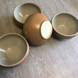 4 stoneware bowls