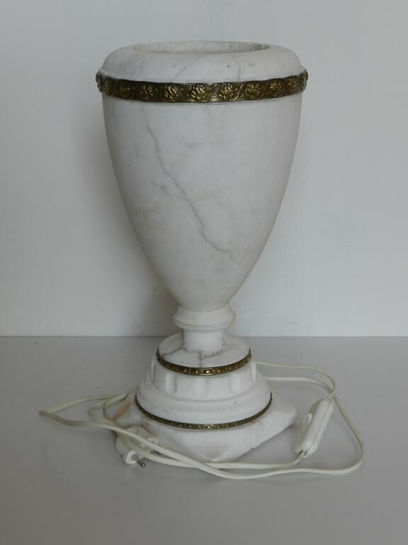 Lampe de salon en marbre