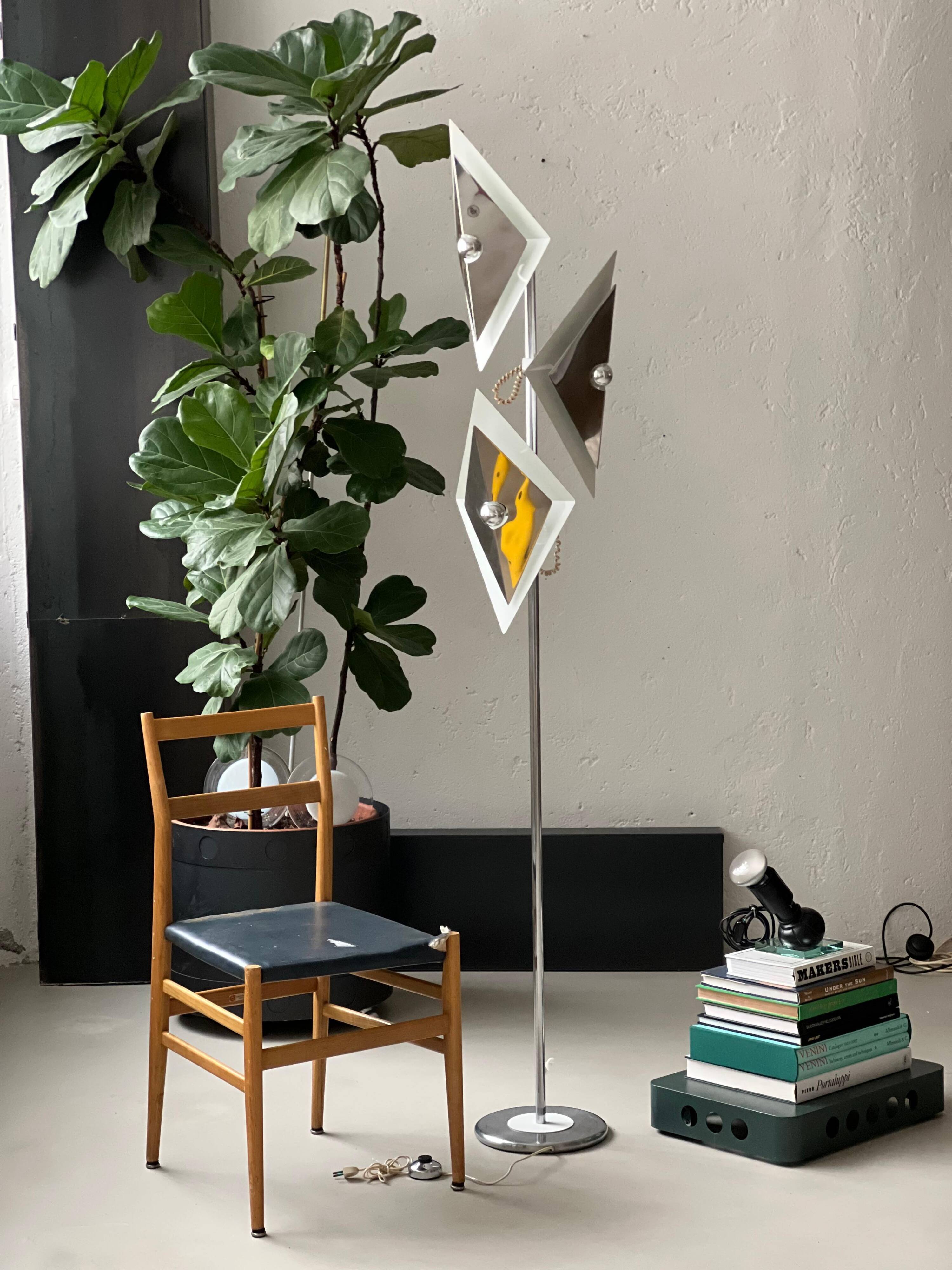 Mid-Century Decorative Floor Lamp in Chromed Metal with Diamond Shaped Shades