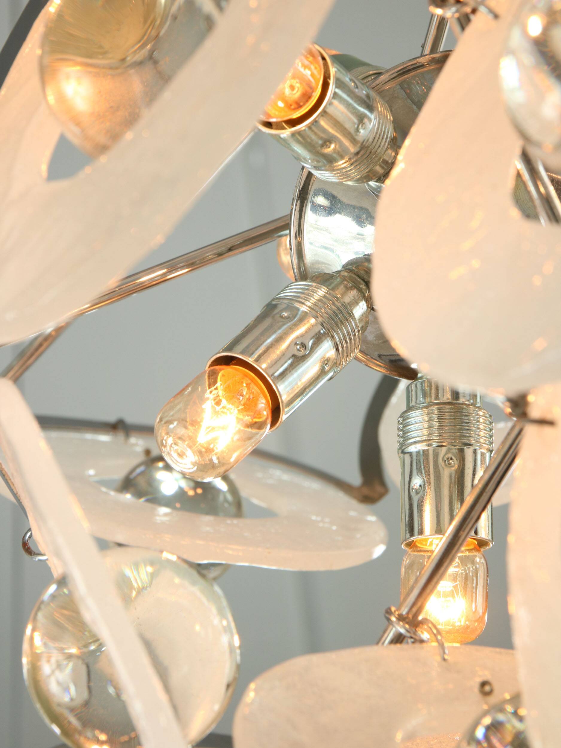 Lustre vintage en verre de murano par vistosi avec 27 disques / italie des années 60 / design italien de l'ère spatiale