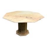 Fabulous Italian blush pink marble dining table, 1980s.