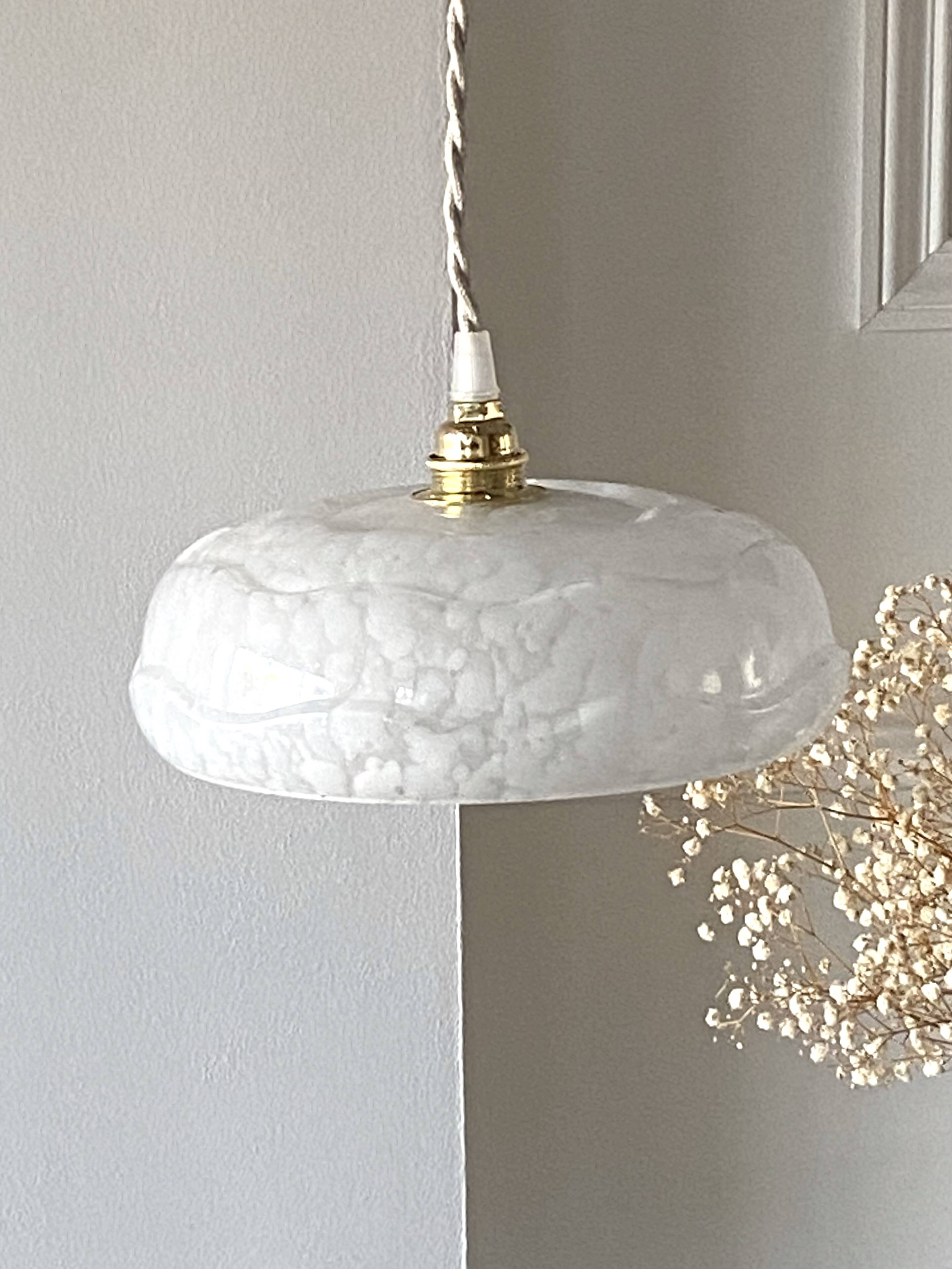 Suspension verre de Clichy blanc