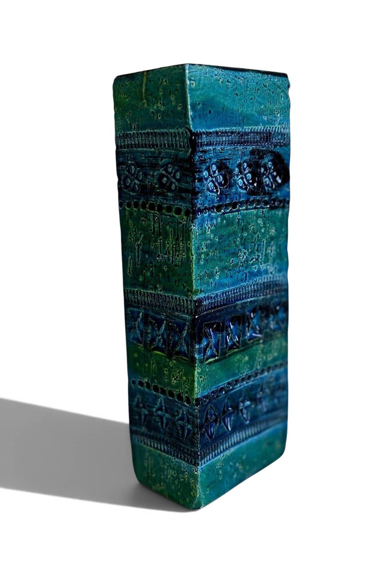 Aldo Londi for Bitossi "Rimini Blu" vase in Etruscan revival ceramic, 1960s.