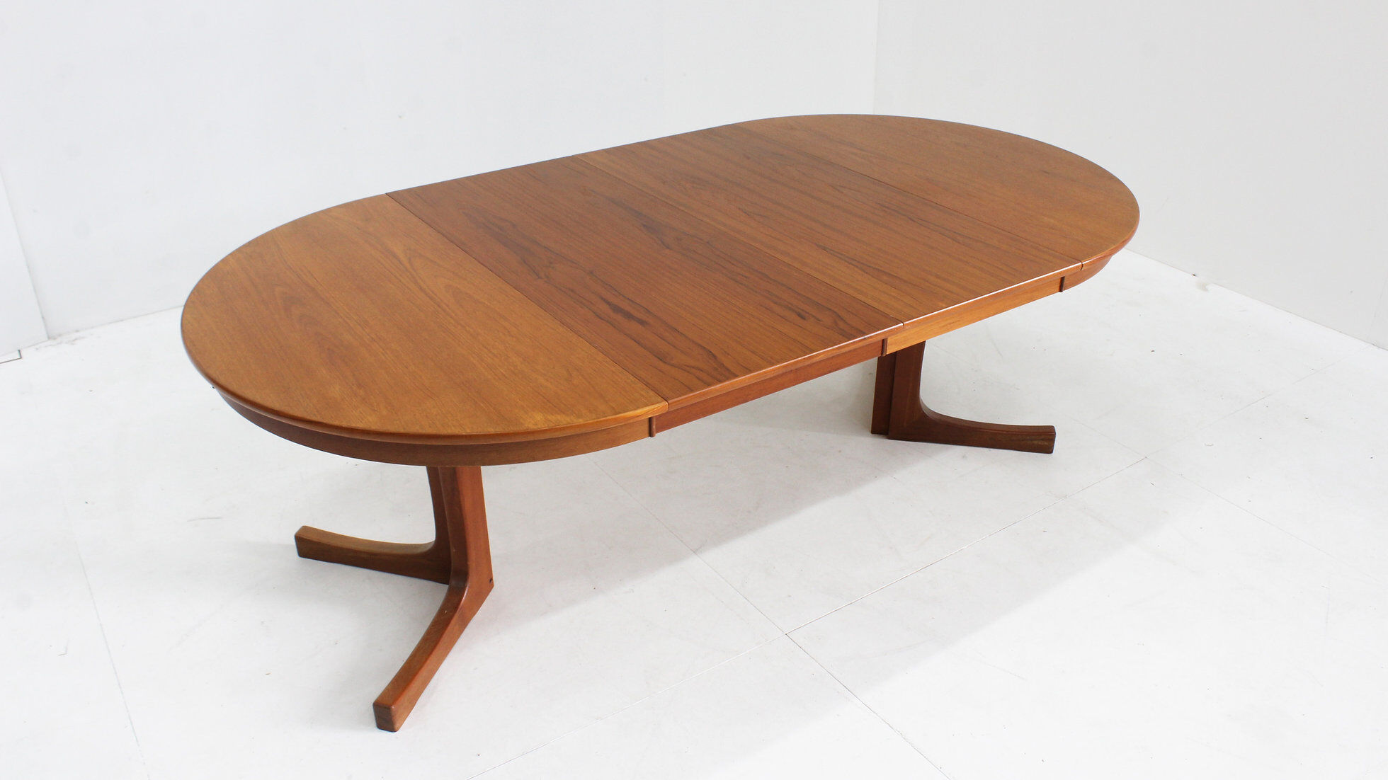 Vintage Danish round extendable dining table 1960s