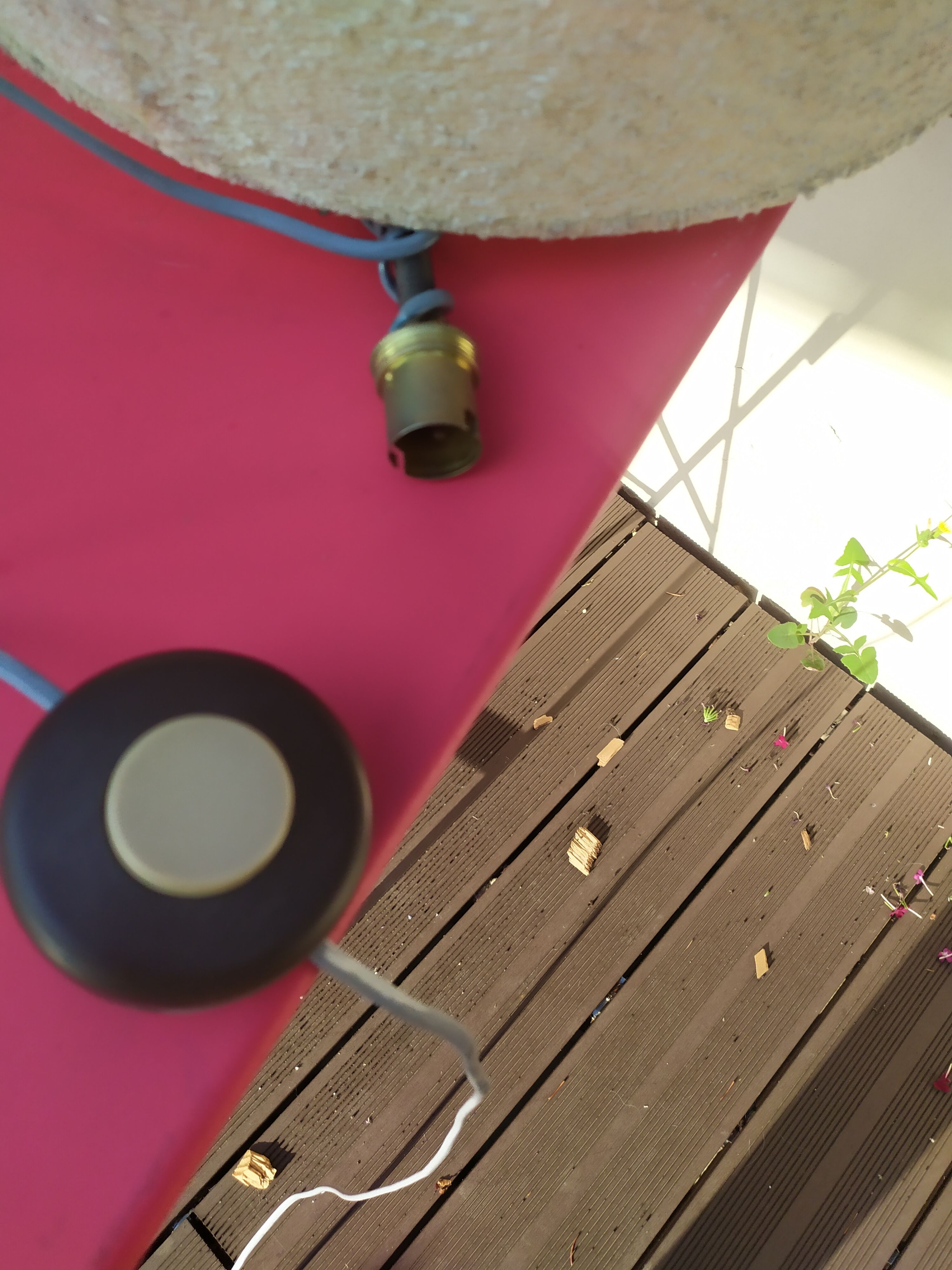 Vintage 70s lampshade and mechanism