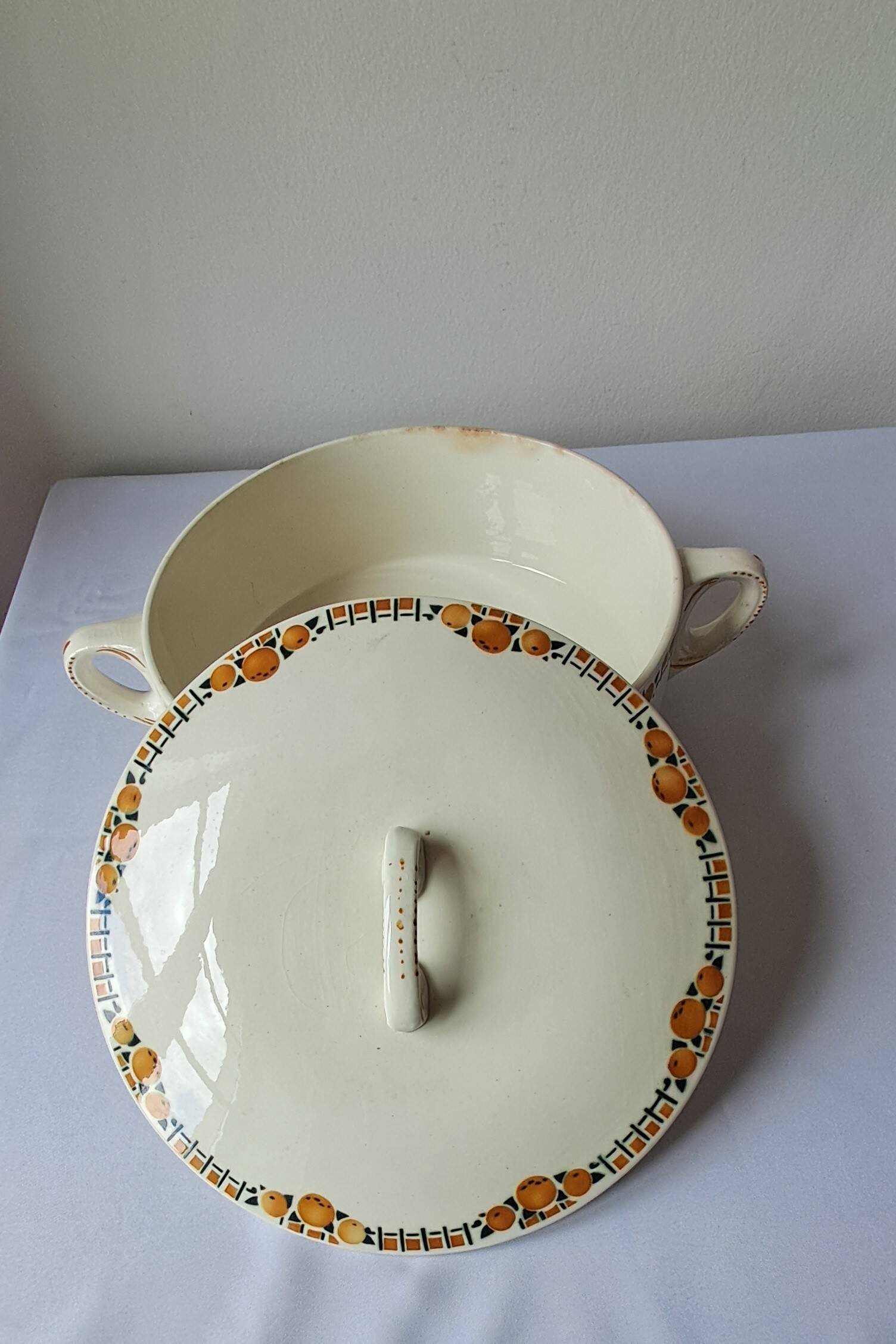 Old model vegetable dish Cotentin from the St Amand factory.