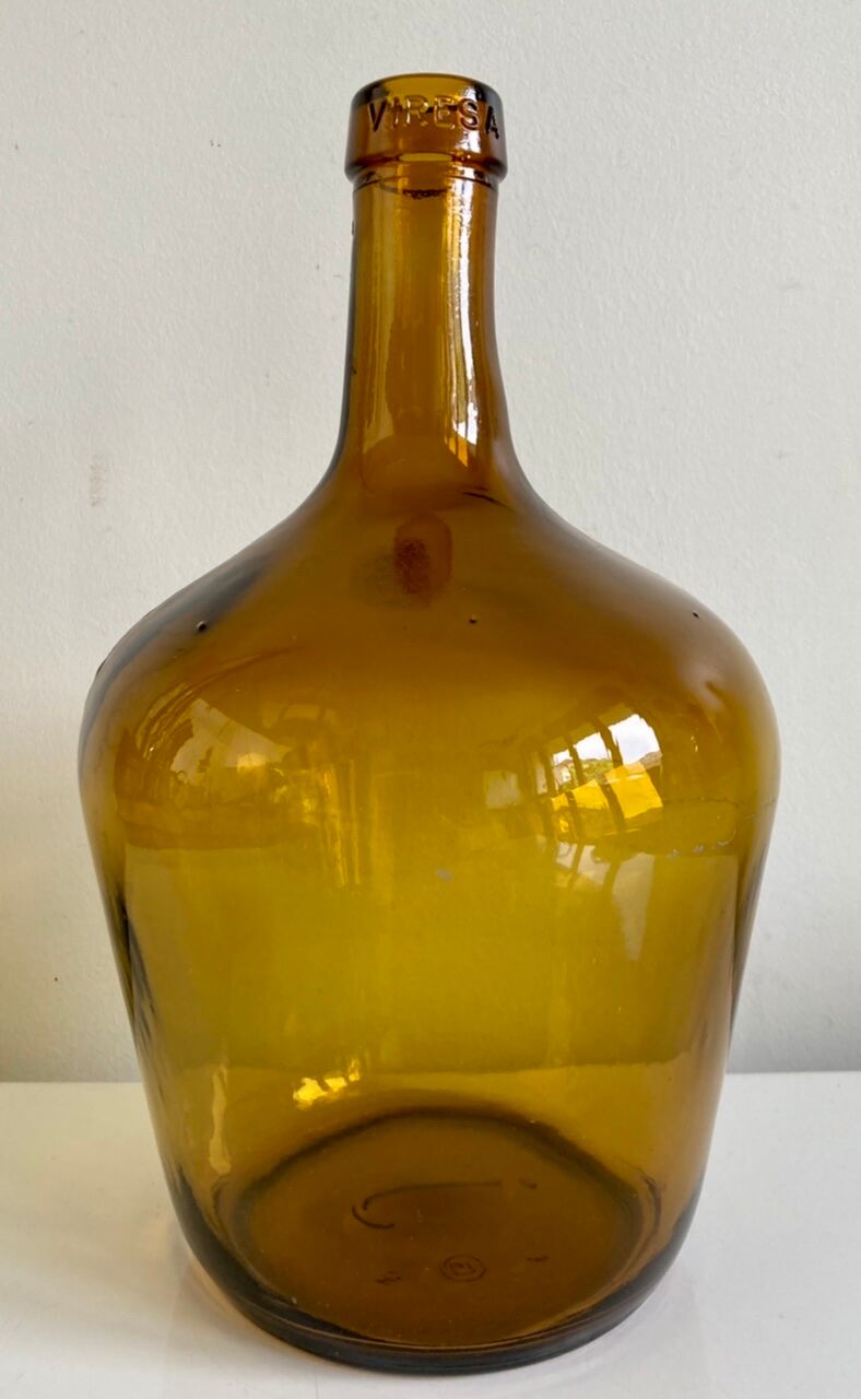 Lady-jeanne amber jeroboam