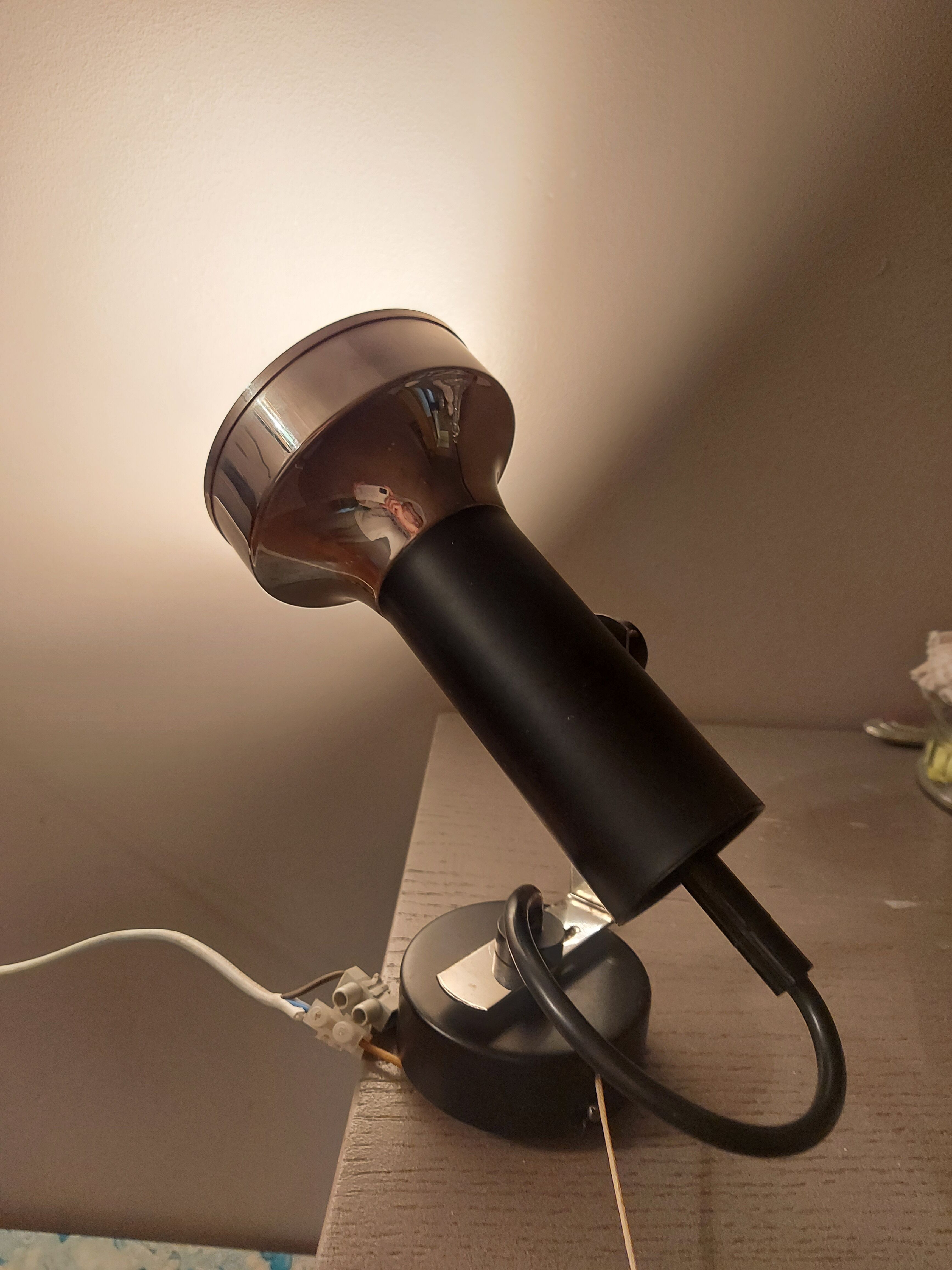 Apllique mural, vintage spot in metal 70'S