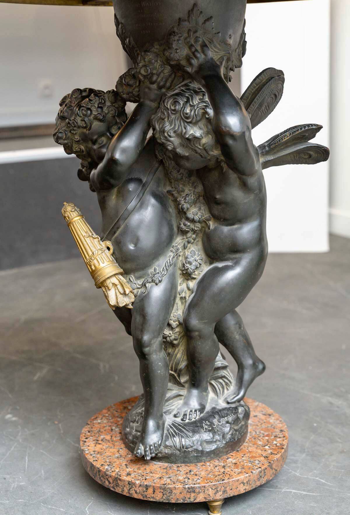 Guéridon en bronze et marbre, Psyché et Cupidon, Auguste Moreau (1834-1917)